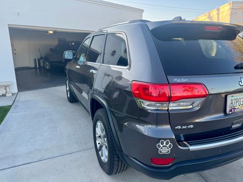 Used 2015 Jeep Grand Cherokee Limited image 9