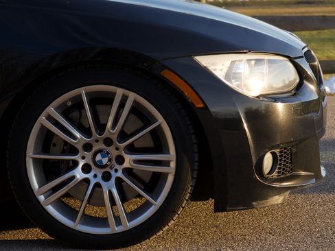 Used 2012 BMW 335i xDrive Coupe image 12