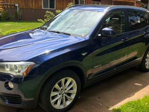 Used 2017 BMW X3 xDrive28i AWD/4WD image 1