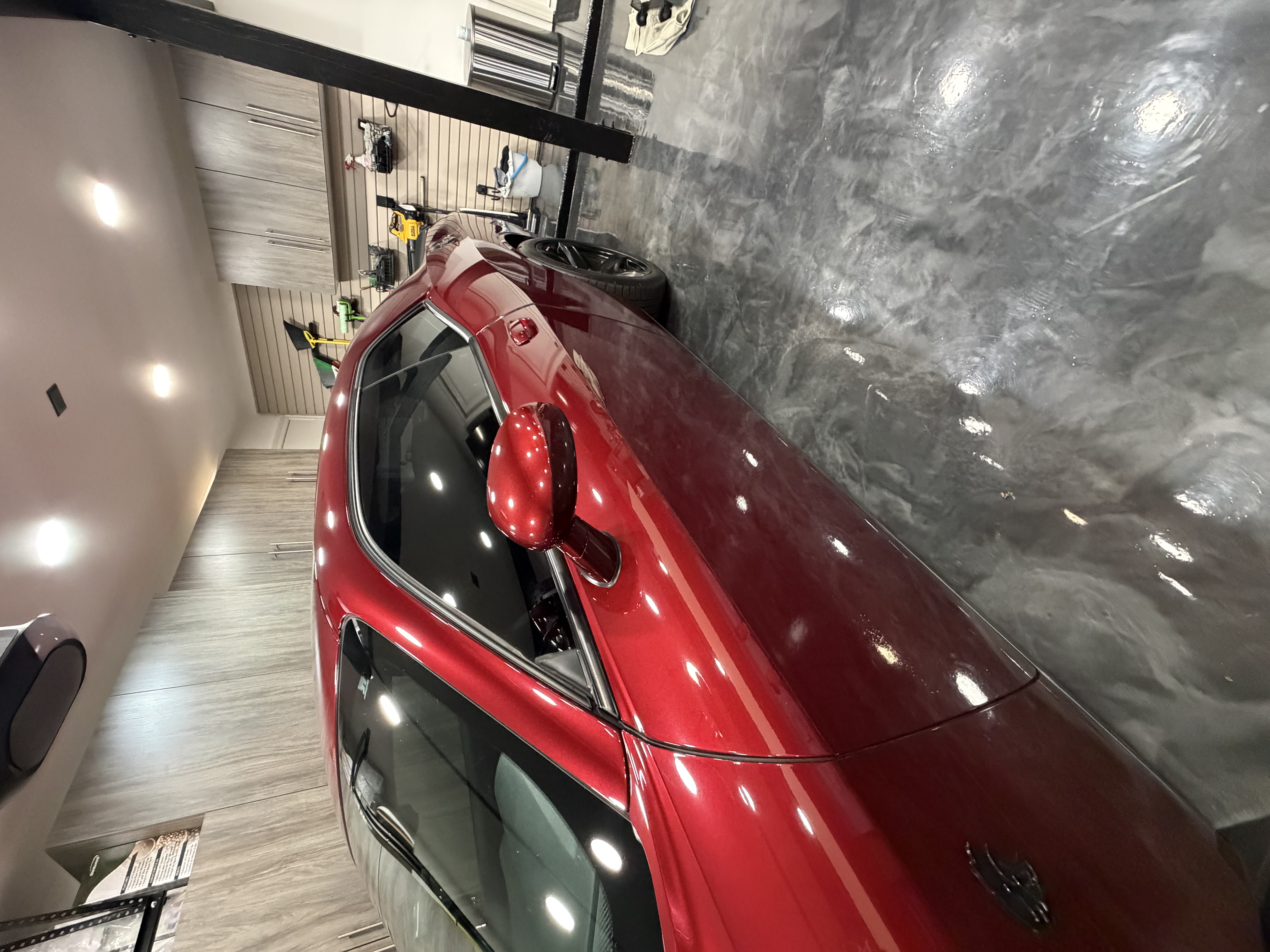 Used 2018 Dodge Challenger SRT Hellcat RWD image 6