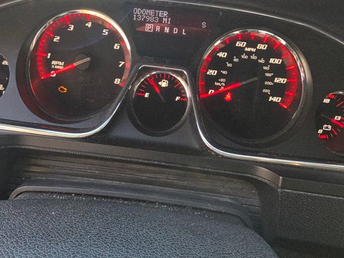 Used 2015 GMC Acadia SLT w/ Open Road Package image 5