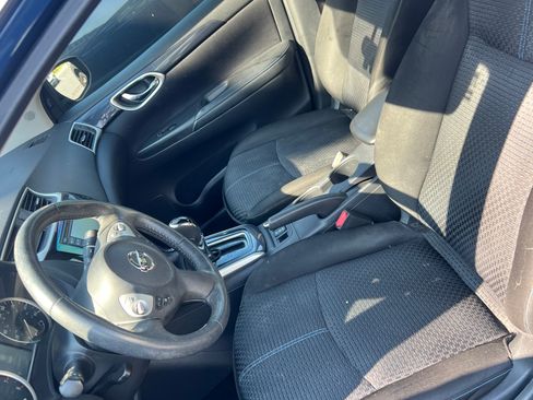 Used 2017 Nissan Sentra SR w/ Driver's Assist Package image 9