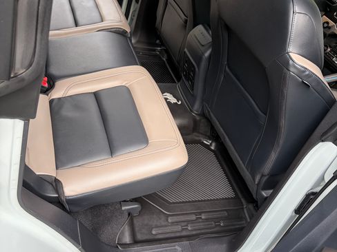 Used 2023 Ford Bronco Wildtrak AWD/4WD image 25