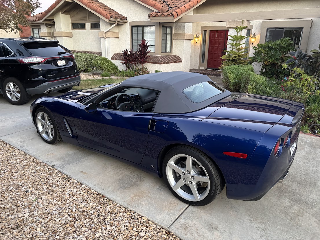 Used 2006 Chevrolet Corvette Convertible RWD image 18