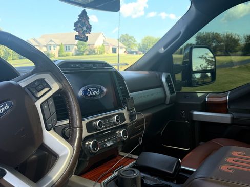 Used 2022 Ford F450 King Ranch w/ King Ranch Ultimate Package AWD/4WD image 15