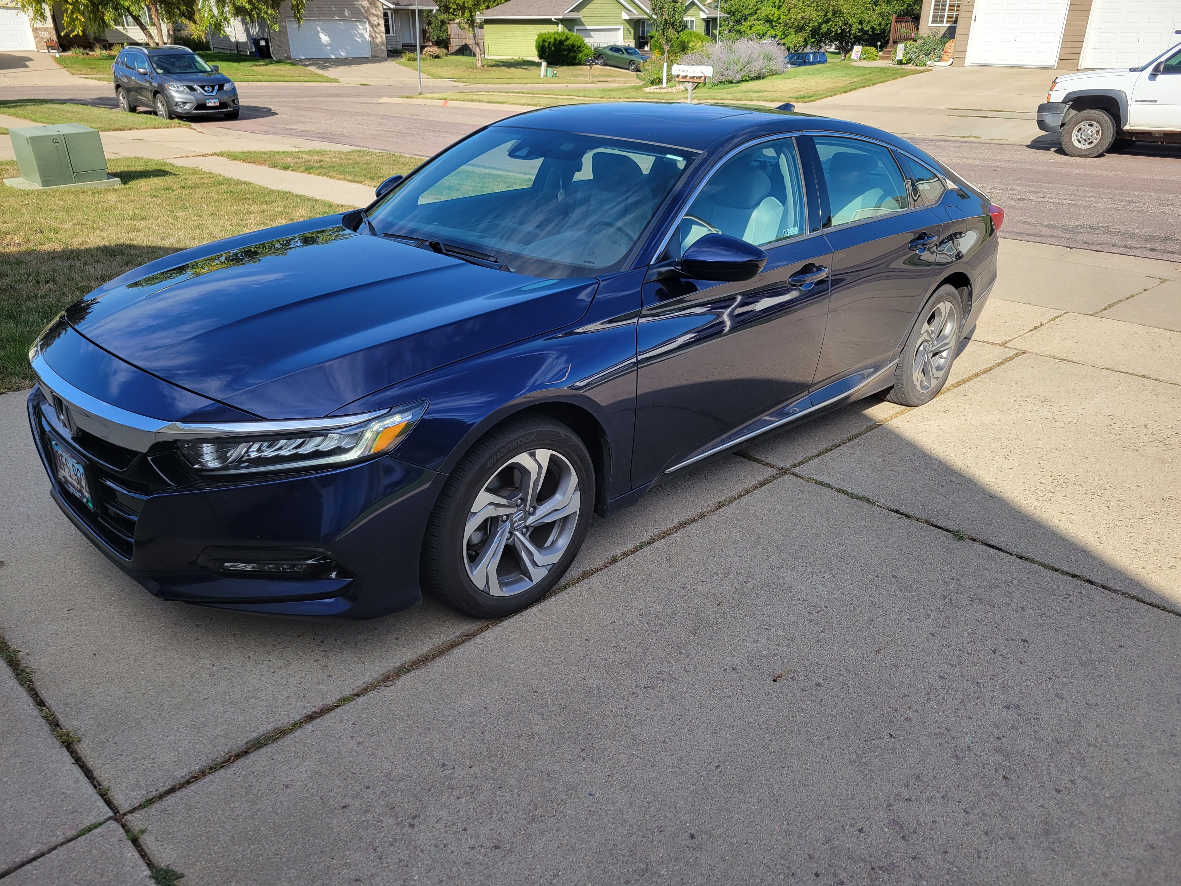 Used 2018 Honda Accord EX image 1