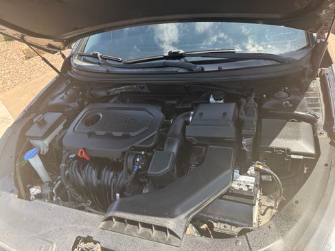 Used 2018 Hyundai Sonata Limited w/ Limited Ultimate Package 03 FWD image 17