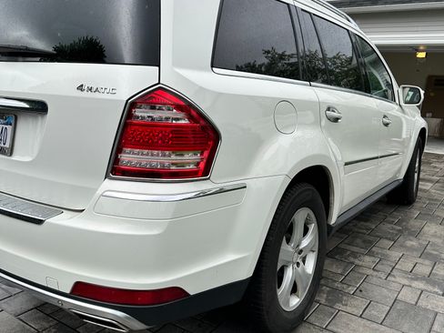 Used 2010 Mercedes-Benz GL 450 4MATIC image 8