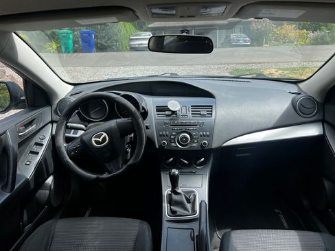 Used 2012 MAZDA MAZDA3 i SV FWD image 20