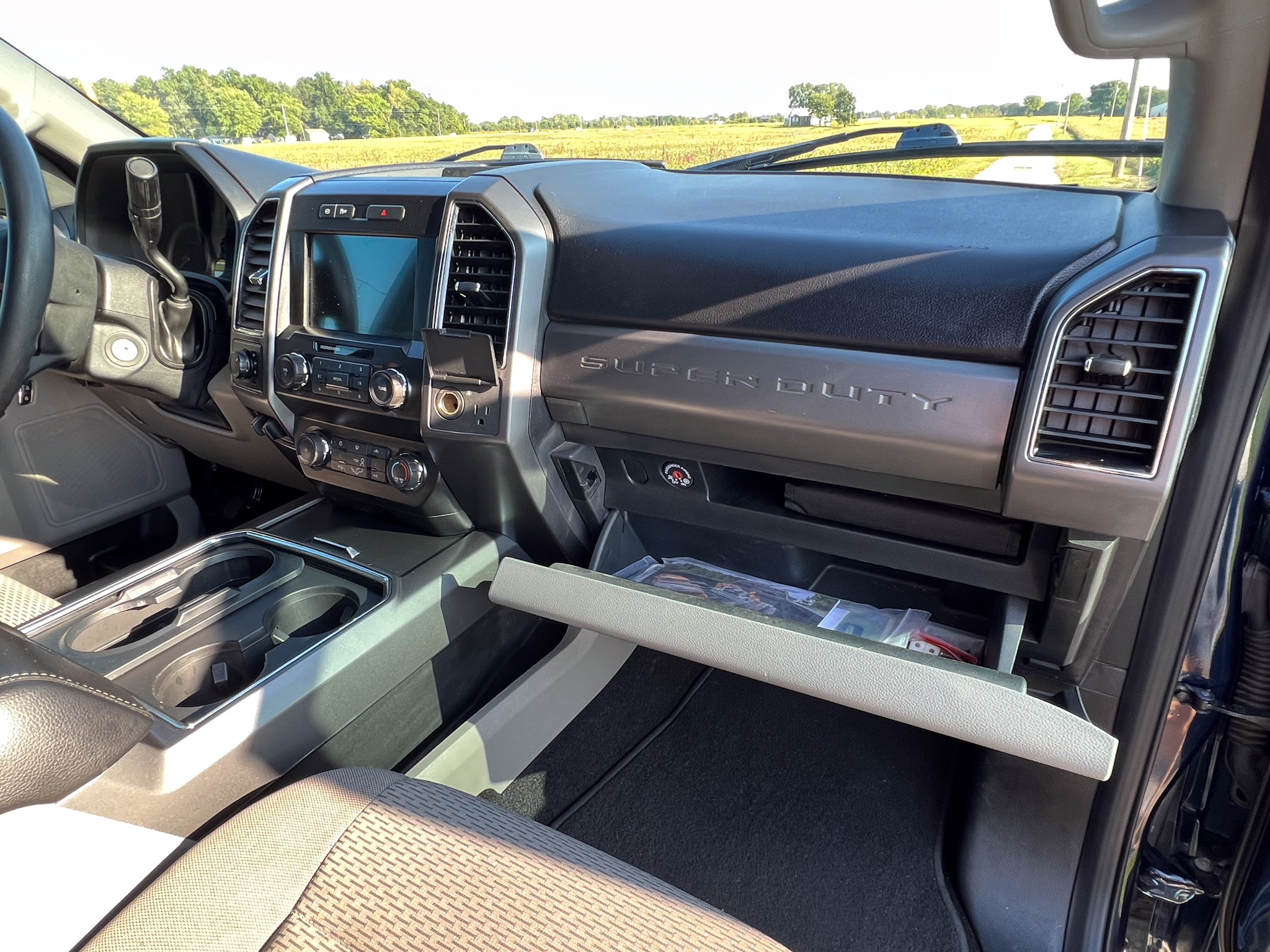 Used 2019 Ford F350 XLT w/ XLT Premium Package AWD/4WD image 28