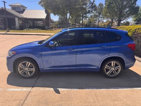 Used 2017 BMW X1 sDrive28i image 1