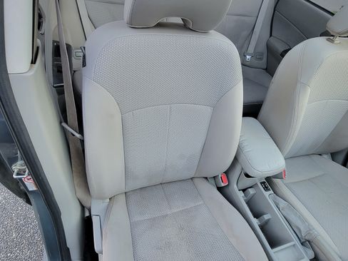 Used 2013 Subaru Forester 2.5X Premium w/ All-Weather Plus Pkg image 14