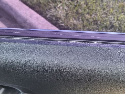 Used 2013 Chrysler 200 Limited image 17