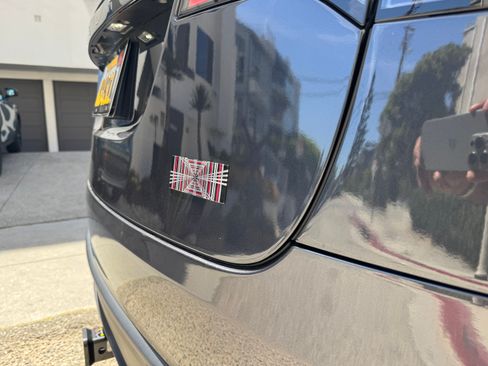 Used 2023 Tesla Model X Plaid image 13