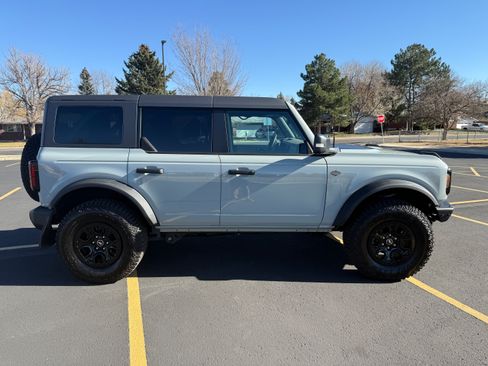 Used 2024 Ford Bronco Wildtrak image 10