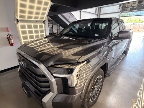 Used 2022 Toyota Tundra Limited image 1