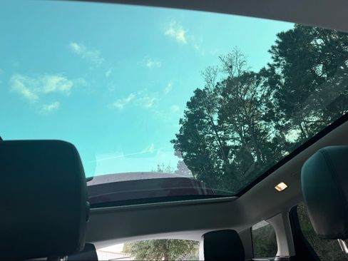 Used 2022 Land Rover Range Rover Evoque SE image 10