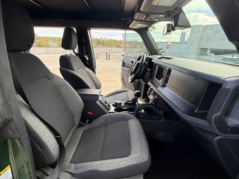 Used 2022 Ford Bronco Big Bend image 13