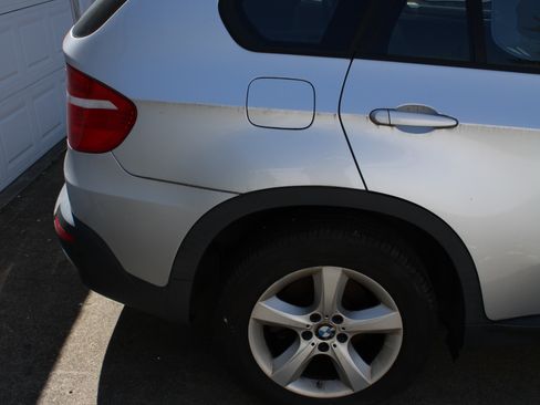 Used 2009 BMW X5 xDrive35d AWD/4WD image 2