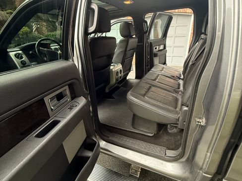 Used 2013 Ford F150 Platinum image 13
