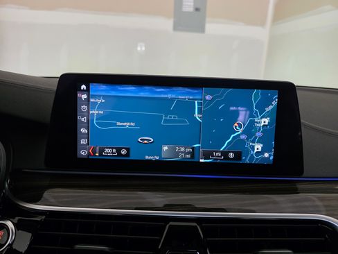 Used 2017 BMW 540i xDrive image 26