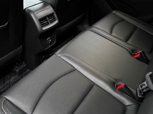 Used 2020 Chevrolet Equinox Premier w/ LPO, Floor Liner Package image 5