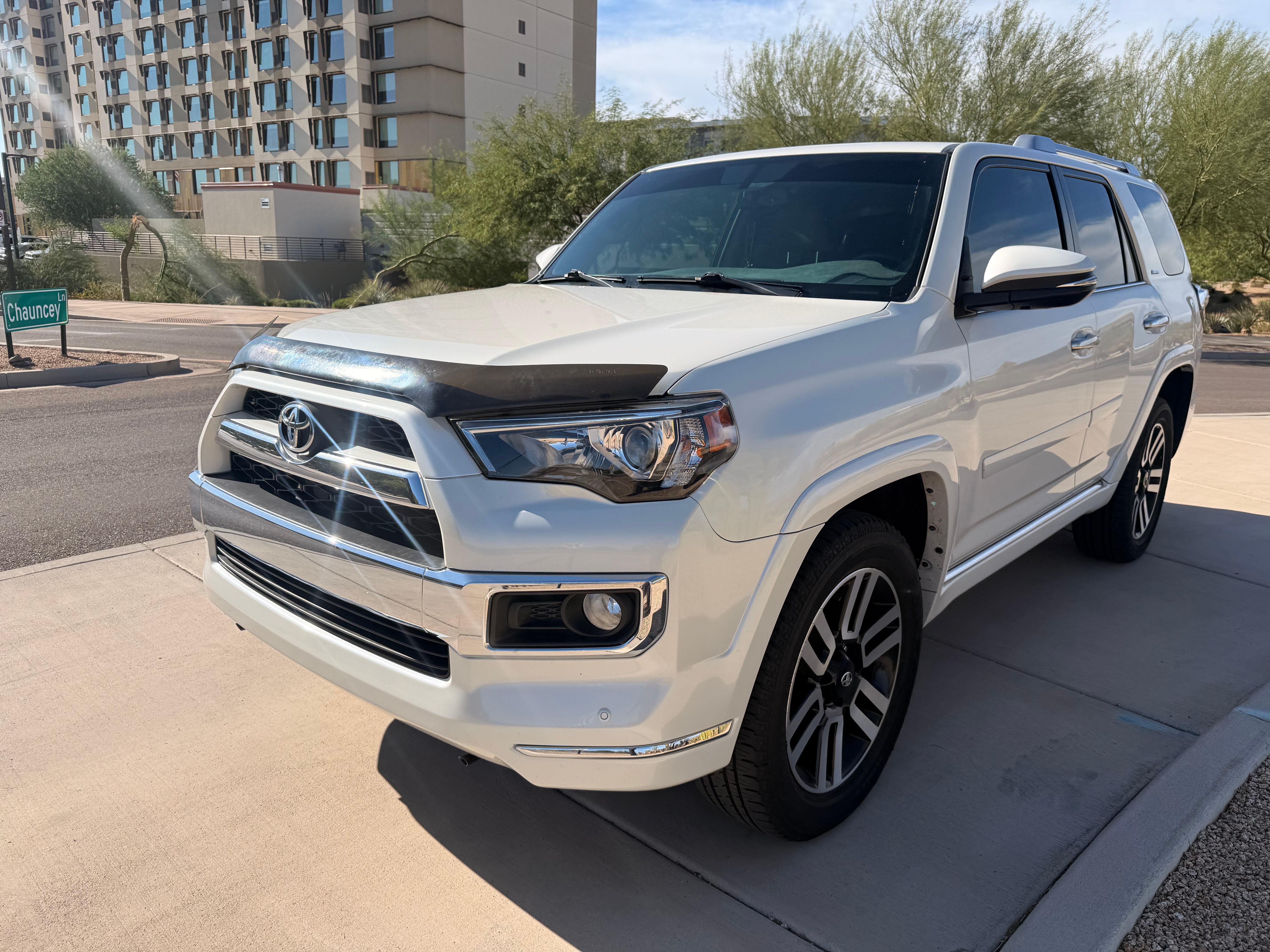 Used 2016 Toyota 4Runner Limited AWD/4WD image 4