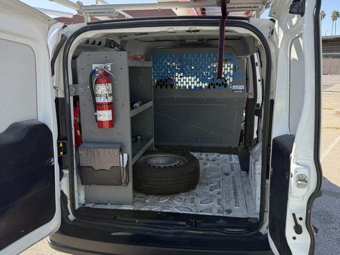 Used 2021 RAM ProMaster City Tradesman image 9