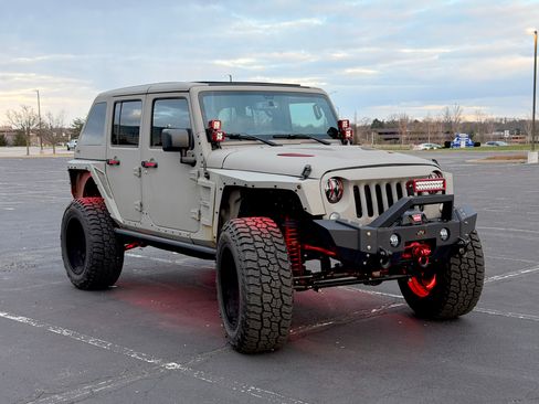 Used 2017 Jeep Wrangler Unlimited Sport w/ Quick Order Package 24S image 14