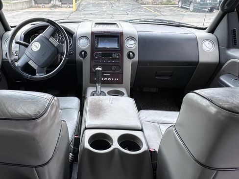 Used 2006 Lincoln Mark LT 4x4 image 9