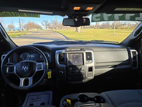 Used 2022 RAM 1500 Classic Warlock w/ Trailer & Traction Group image 17