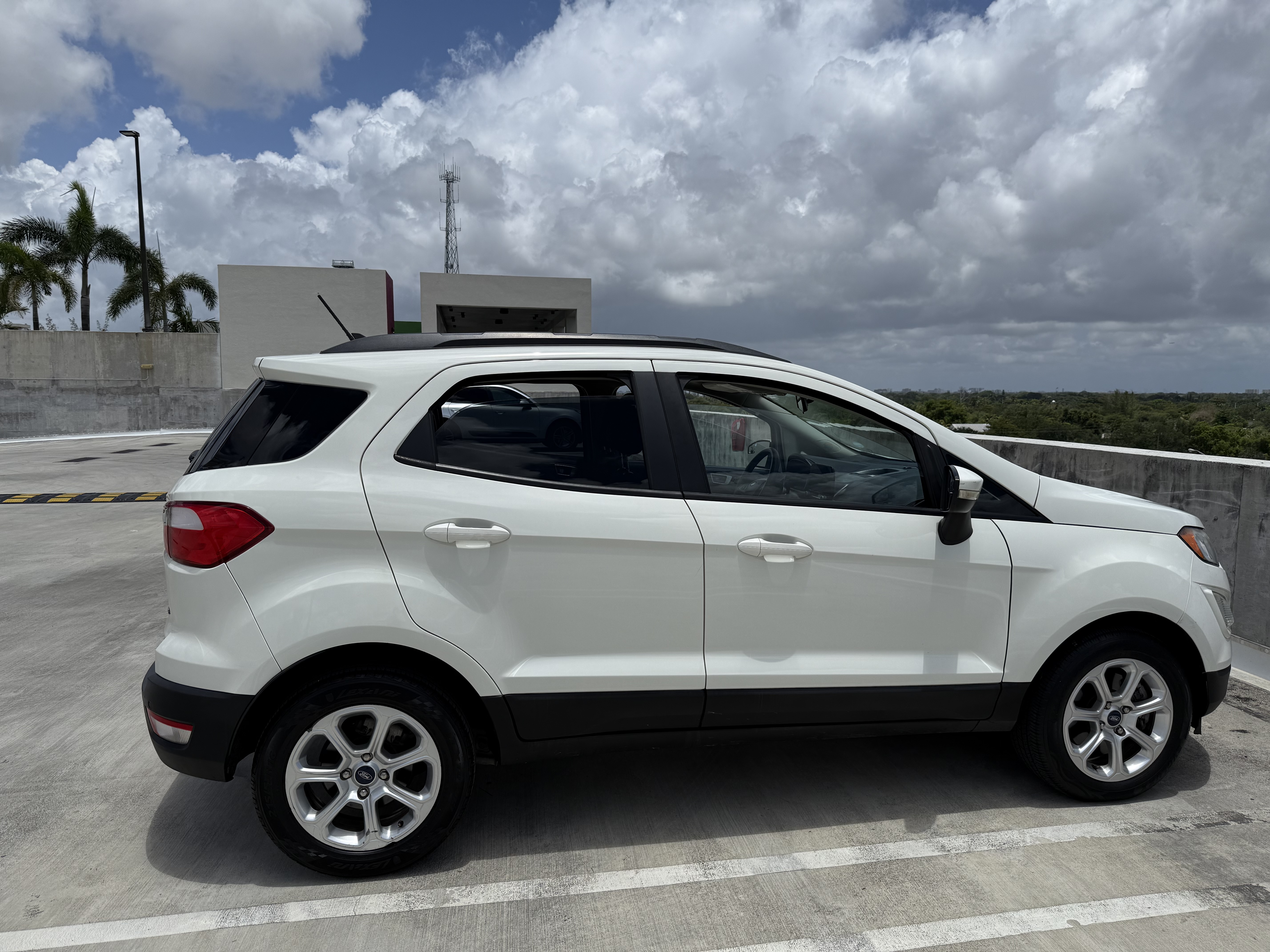 Used 2019 Ford EcoSport SE FWD image 5