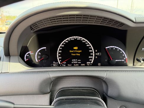 Used 2012 Mercedes-Benz CL 65 AMG image 24