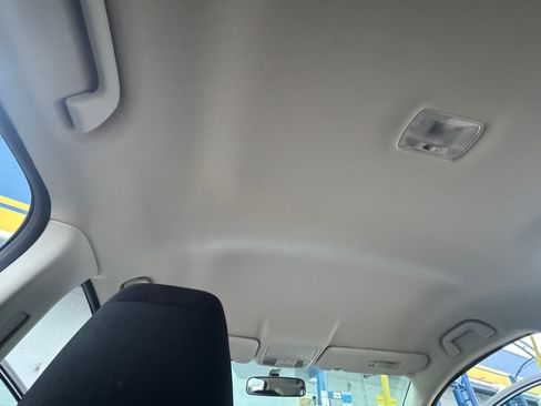 Used 2013 Honda CR-V LX image 17