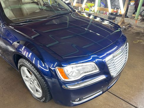 Used 2013 Chrysler 300 AWD w/ Driver Convenience Group image 1