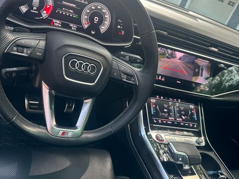 Used 2023 Audi SQ8 Prestige AWD/4WD image 14
