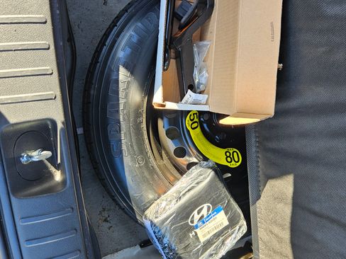 Used 2017 Hyundai Tucson SE image 15