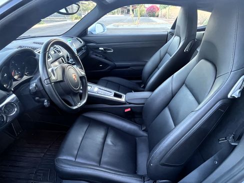 Used 2014 Porsche Cayman RWD image 9