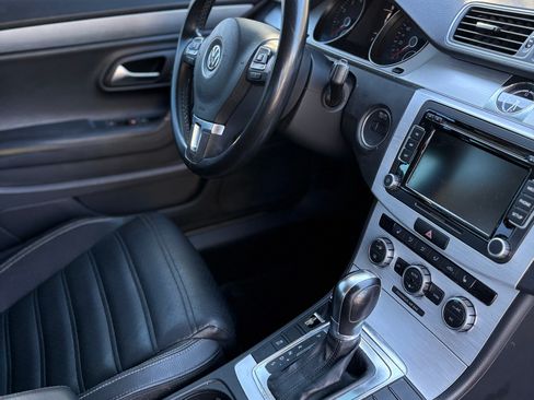 Used 2013 Volkswagen CC Sport FWD image 18