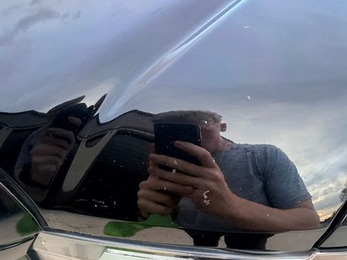 Used 2022 GMC Canyon AT4 image 17