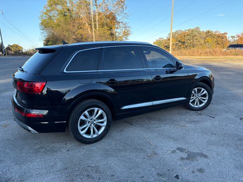 Used 2017 Audi Q7 3.0T Premium image 4