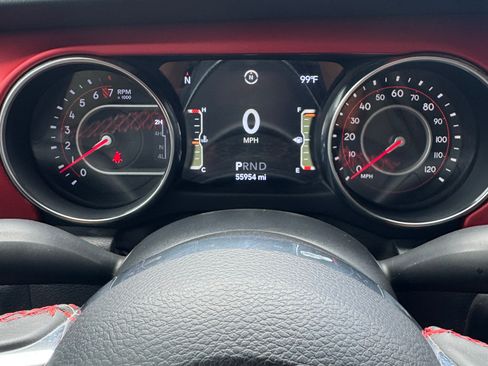 Used 2020 Jeep Gladiator Rubicon w/ Dual Top Group AWD/4WD image 10