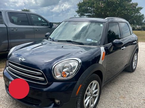 Used 2016 MINI Cooper Countryman FWD image 1