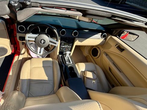 Used 2007 Ford Mustang Premium image 5