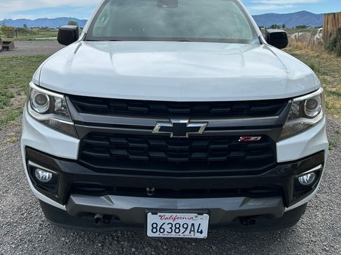 Used 2021 Chevrolet Colorado Z71 w/ Safety Package AWD/4WD image 10