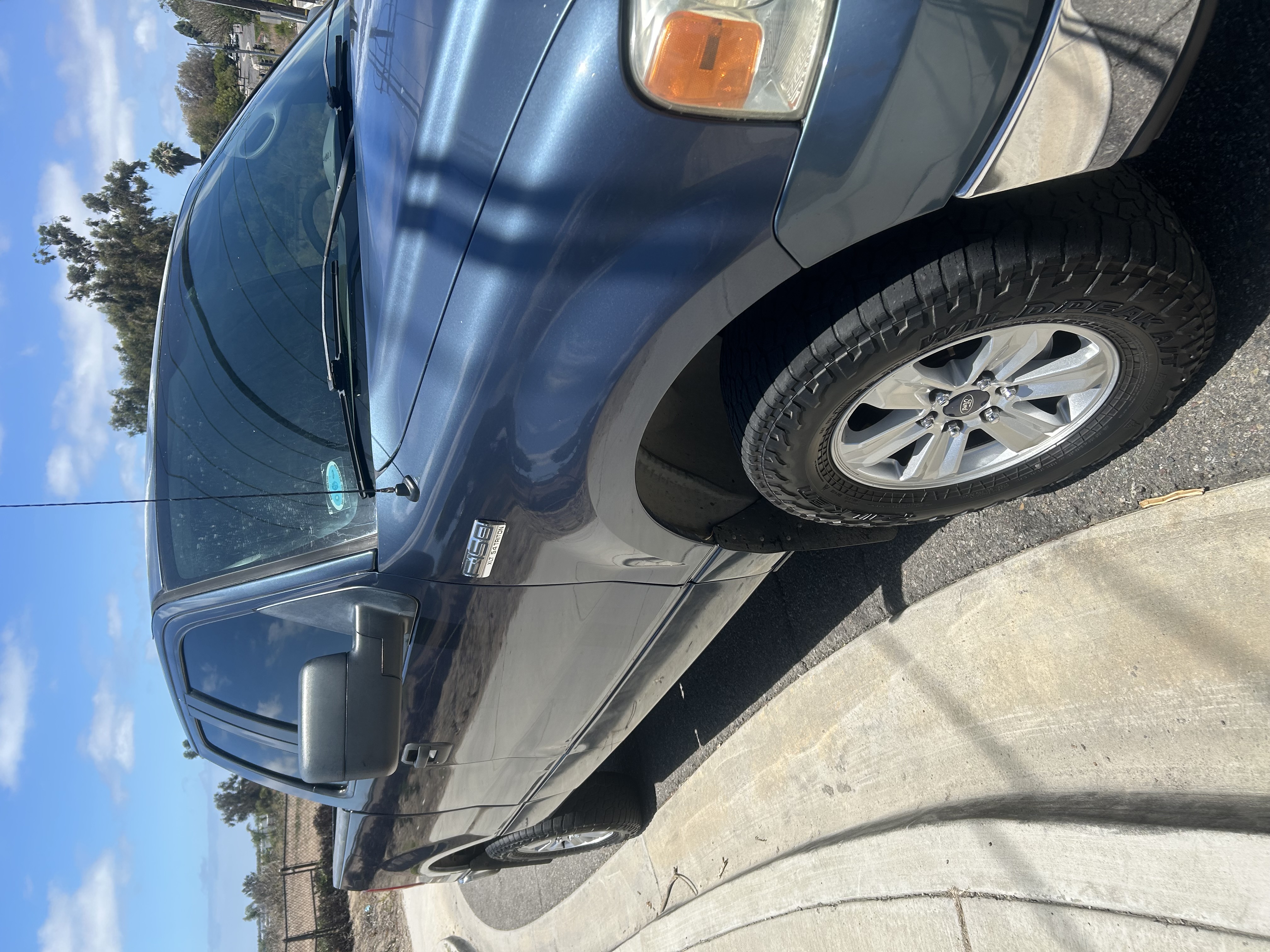 Used 2005 Ford F150 XLT AWD/4WD image 8