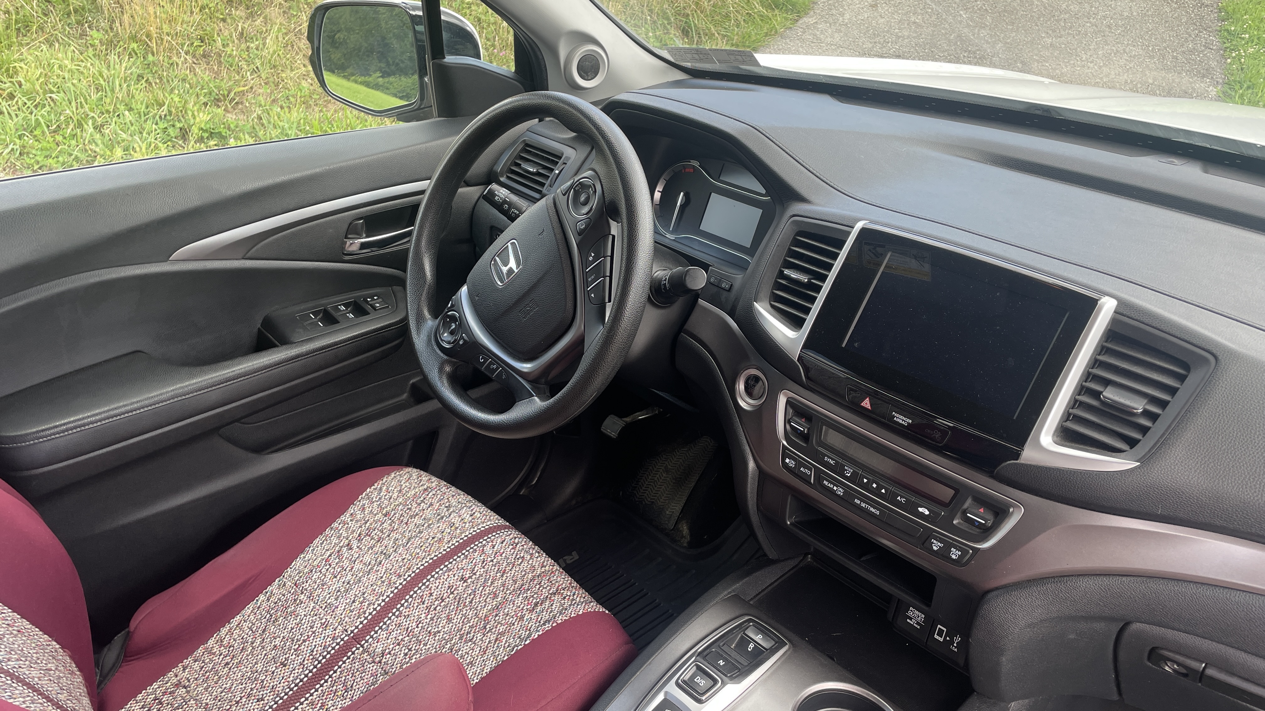 Used 2020 Honda Ridgeline Sport image 14
