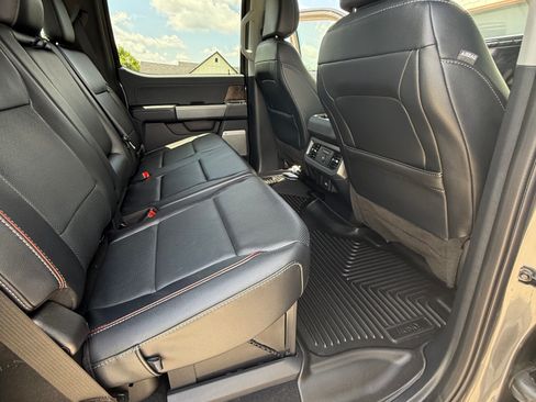 Used 2023 Ford F250 Lariat w/ Lariat Ultimate Package AWD/4WD image 26