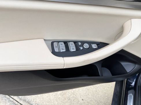 Used 2021 BMW X3 xDrive30i w/ M Sport Package image 14