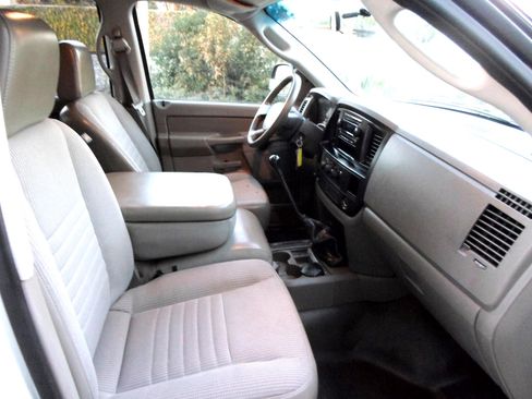 Used 2007 Dodge Ram 2500 Truck ST image 16